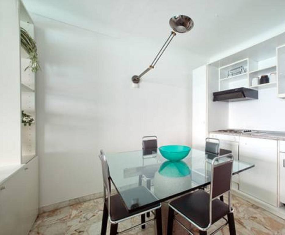 マントンFlat Rossiアパートメント 部屋 写真